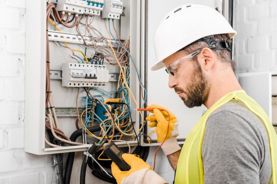 Najčastejšie chyby pri práci s elektrikárskymi svorkami Najčastejšie chyby pri práci s elektrikárskymi svorkami