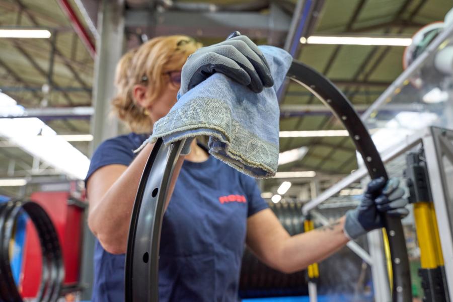 Utierka, ktorá sa stále znova využíva: opakovane použiteľné utierky v trvalom obehu Utierka, ktorá sa stále znova využíva: opakovane použiteľné utierky v trvalom obehu